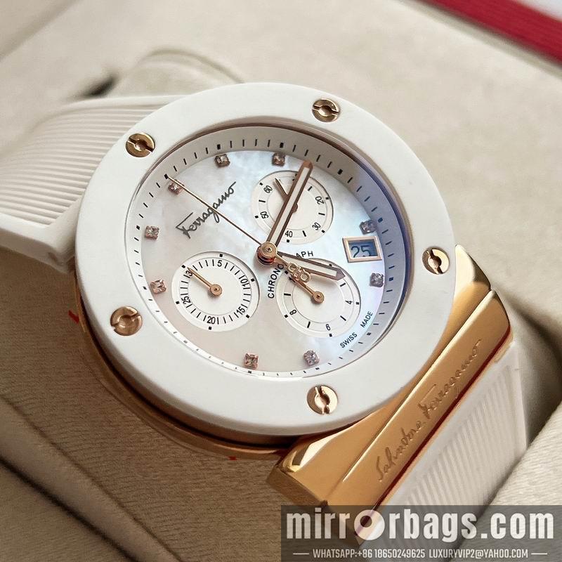 Ferragamo 40mm 080648