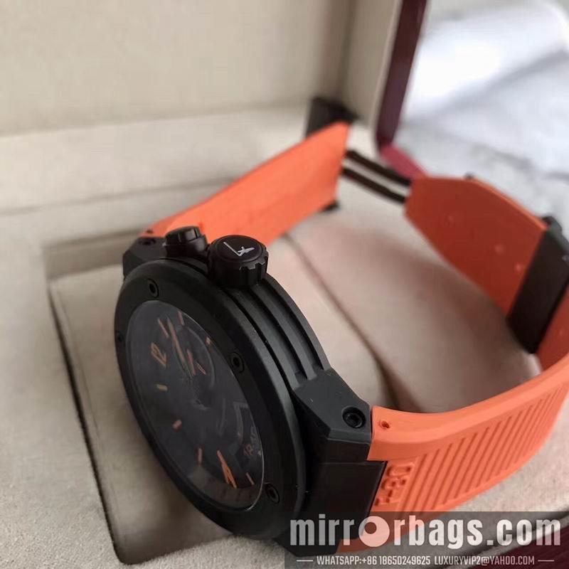 Ferragamo 44mm 032445