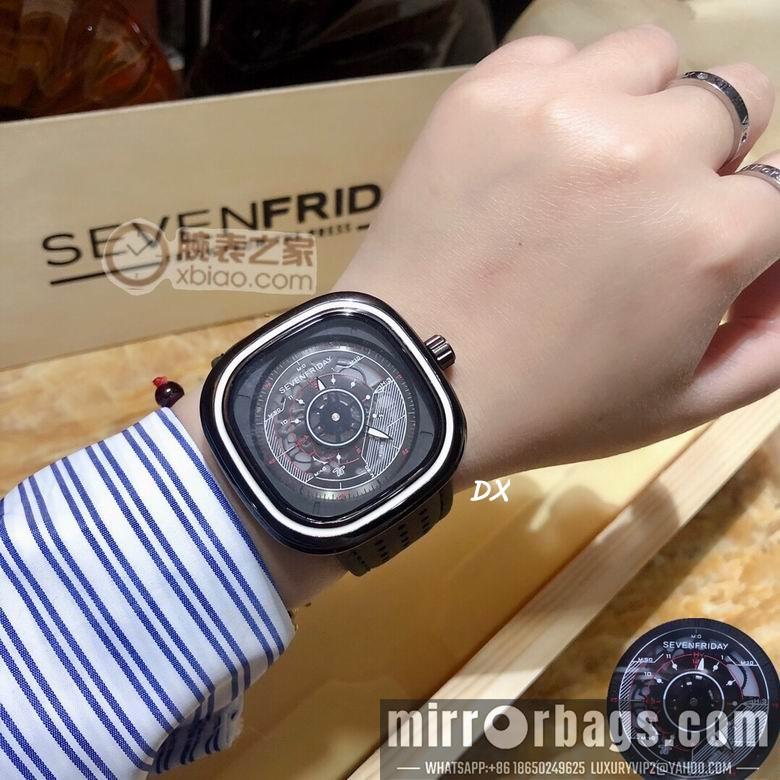 Seven Friday 47x47mm 2nms19