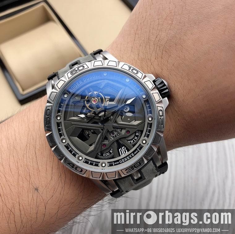 Roger Dubuis men 47X13mm M03
