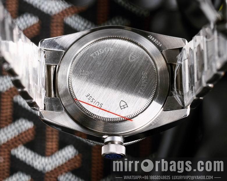 Tudor men 42mm M12