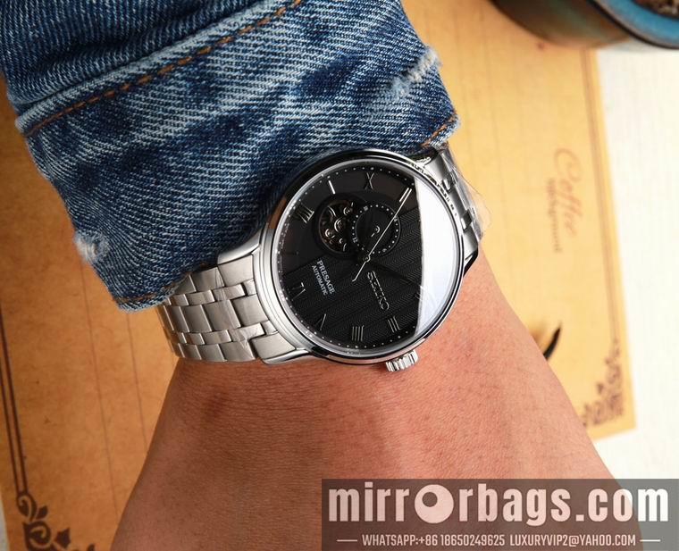 Seiko men 40.5mm M02