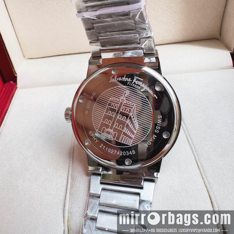 Ferragamo 43mm 090924