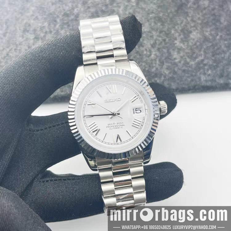 Seiko watch 051103