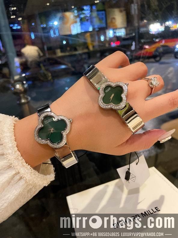 Van Cleef & Arpels watch 090931
