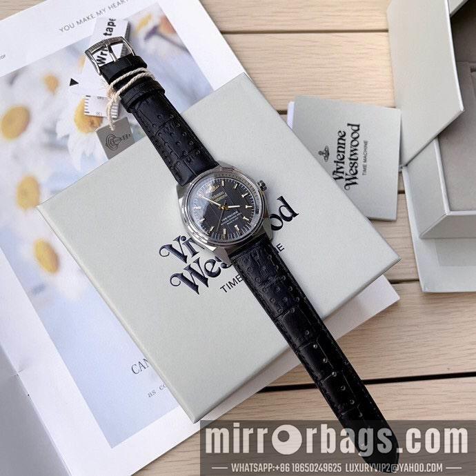Vivienne Westwood 39mm 121815