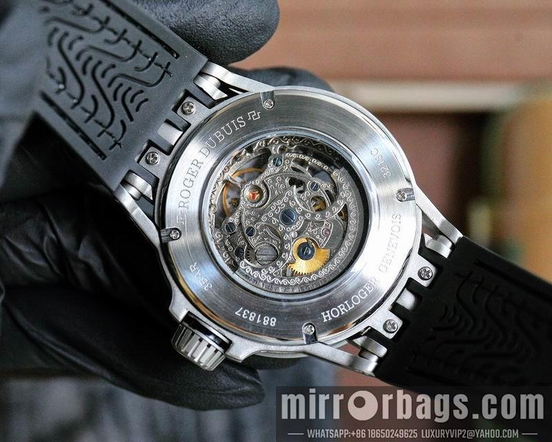 Roger Dubuis 46mm 092810