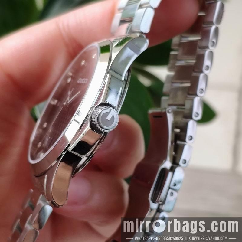 Gucci watch 080644