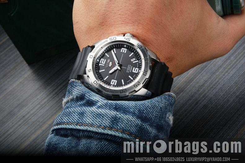 Seiko men 43.3X13mm 092102
