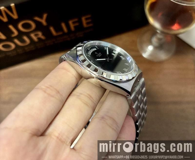 Tudor 41mm 072440