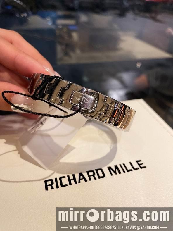 Van Cleef & Arpels watch 090931
