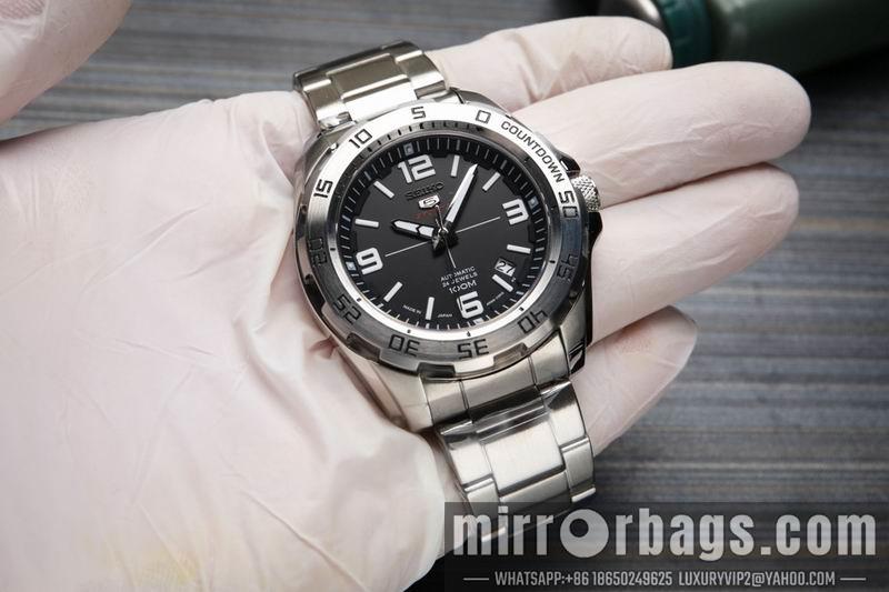 Seiko 43.3X13mm 031755