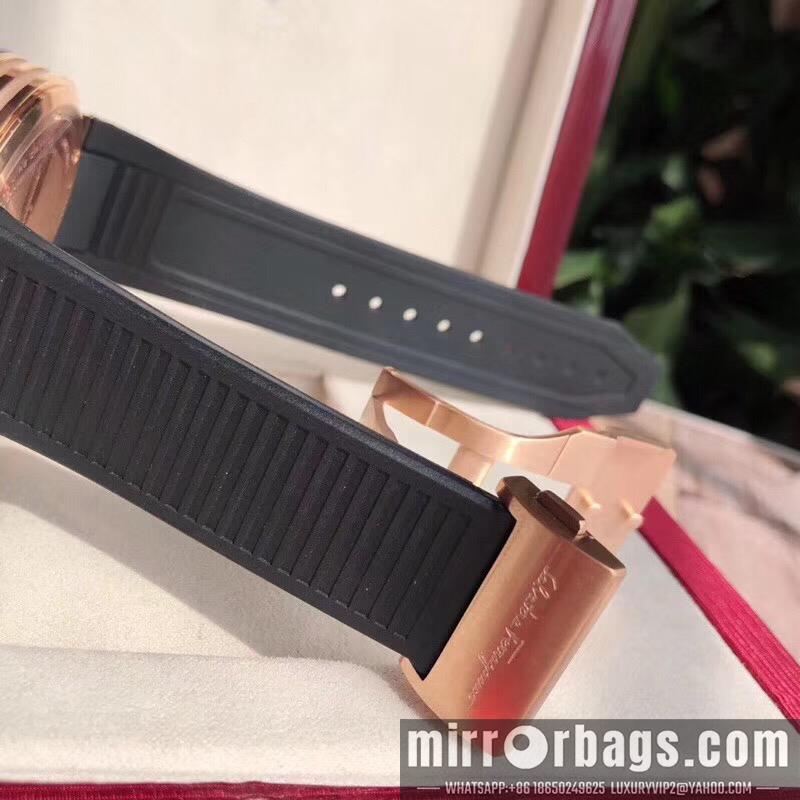 Ferragamo 43mm 032444