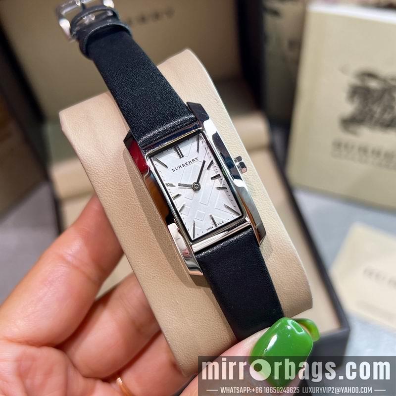 Burberry 19X30mm 060319