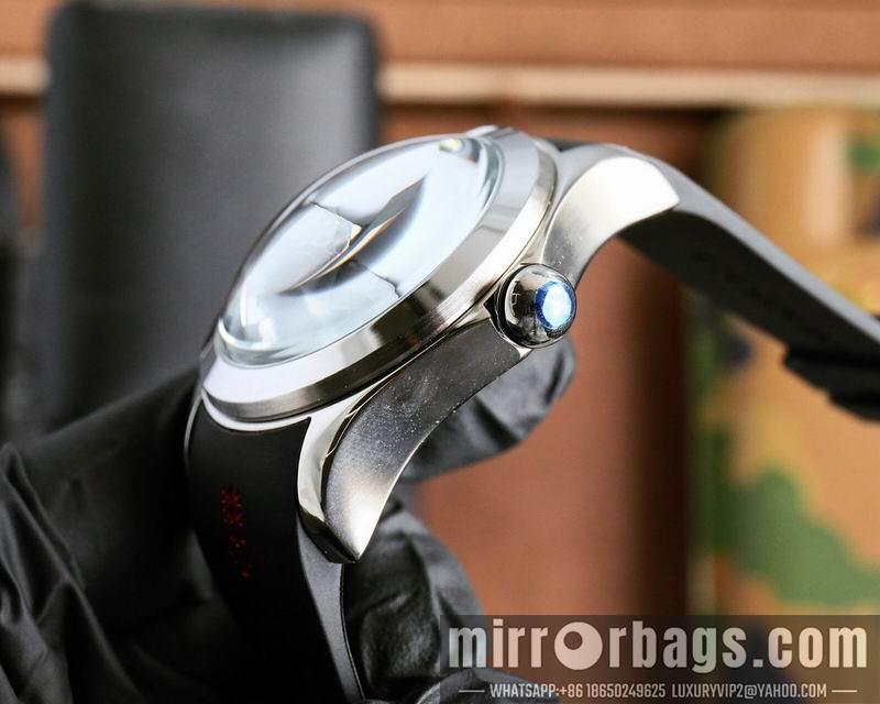 Corum 46mm 033135