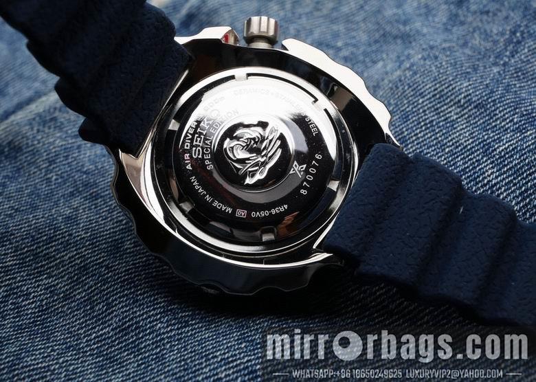 Seiko watch 031103