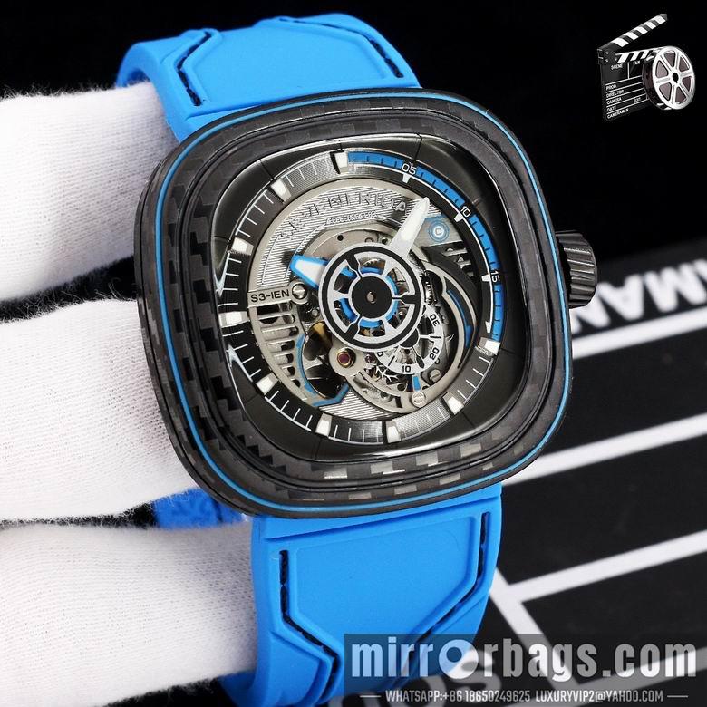 Seven Friday men 47X51mm M05