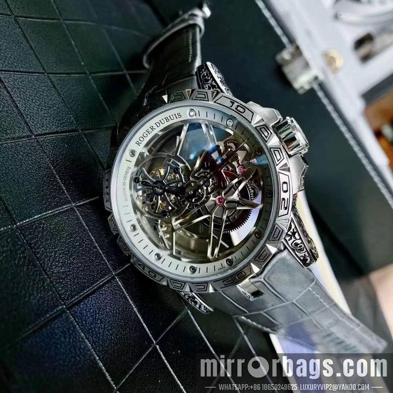 Roger Dubuis 46mm 060854