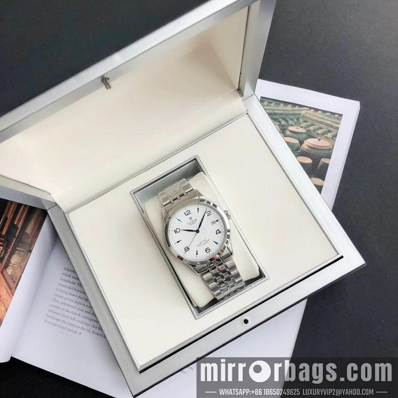 Tudor men watch 110401
