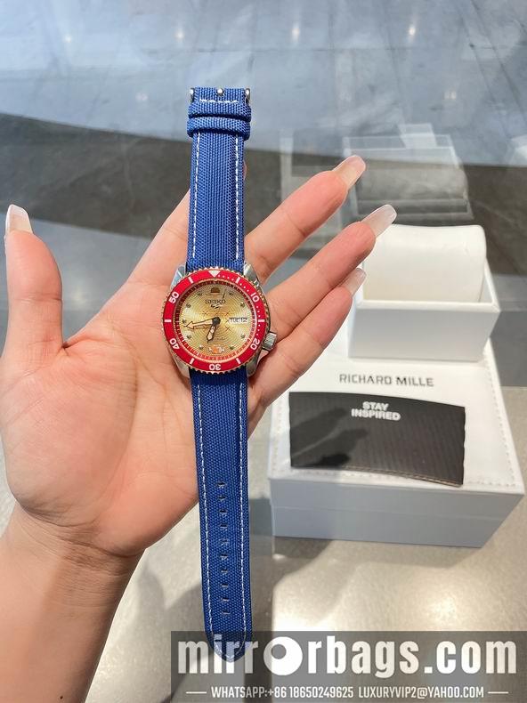 Seiko watch 42.5X13.4mm 071741