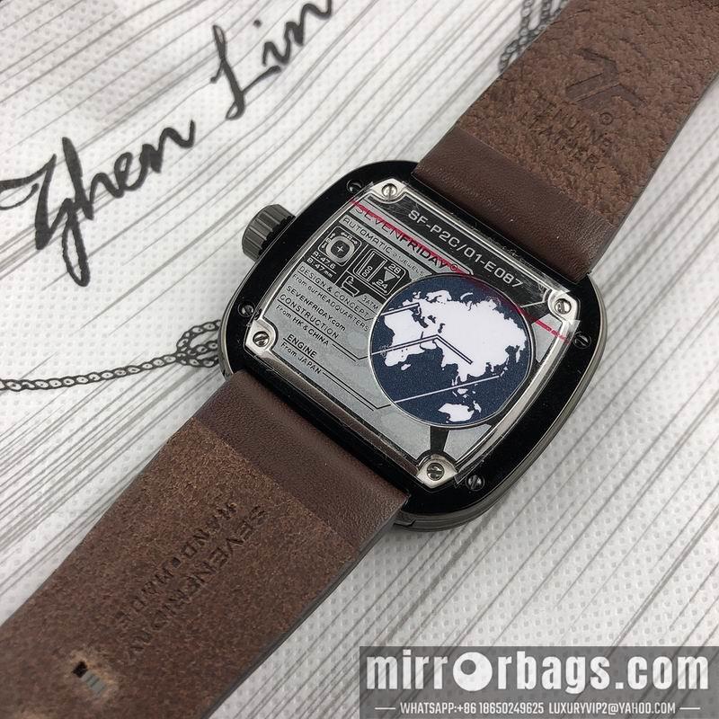 Seven Friday 47X47mm 0321109