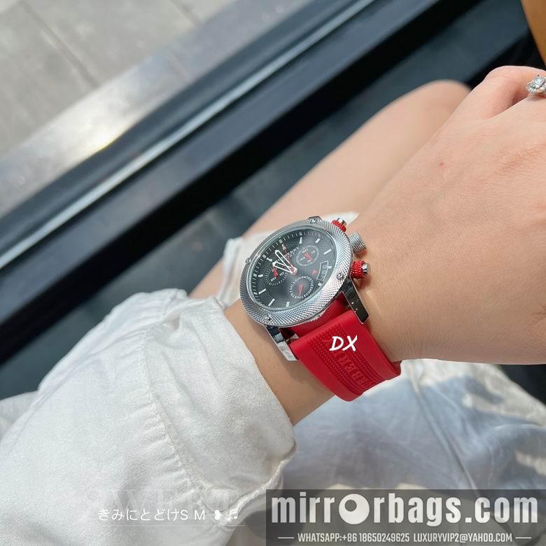Burberry S M 10nms13