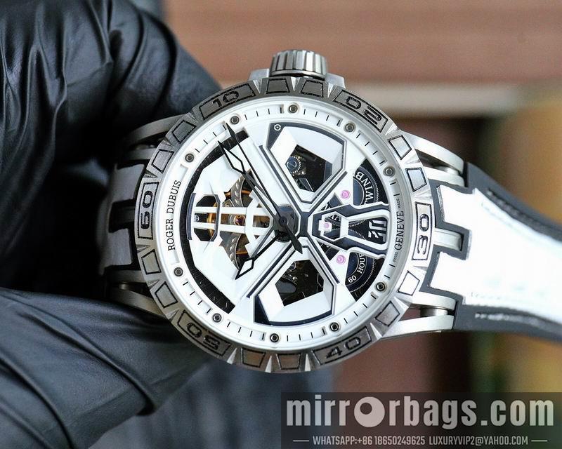 Roger Dubuis 46mm 092810