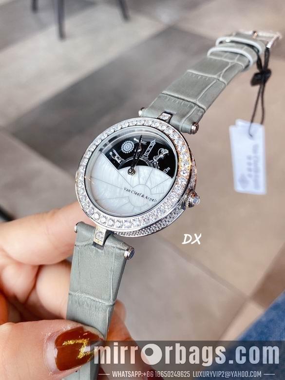 Van Cleef & Arpels 30x10mm 2nms17