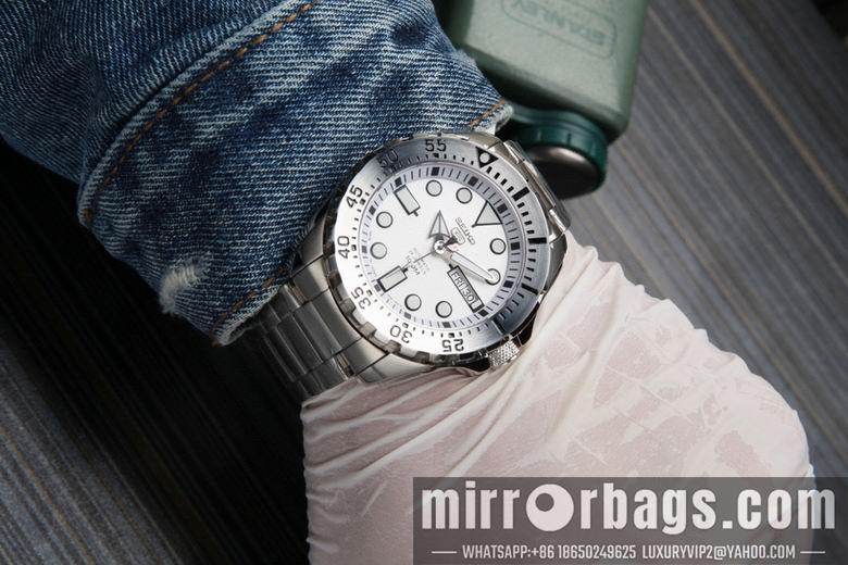Seiko watch 031104
