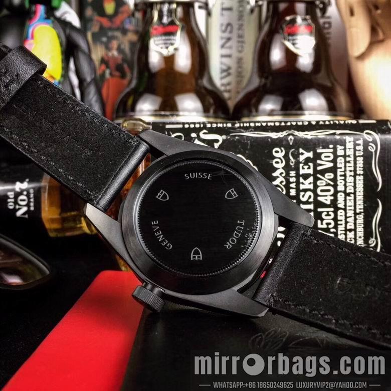 Tudor 42mm 9nbz49