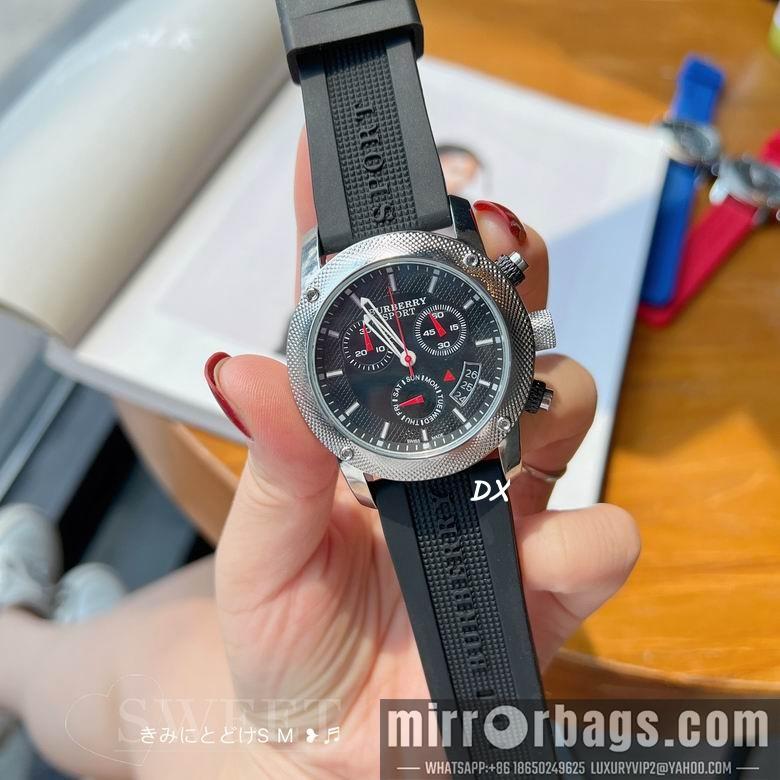 Burberry S M 10nms13