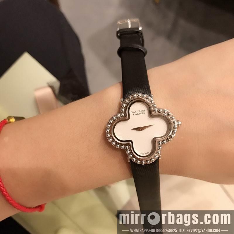 Van Cleef & Arpels 30X30mm 022468