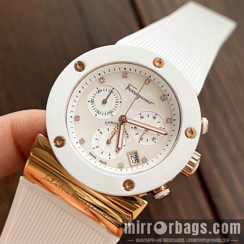 Ferragamo 40mm 080648
