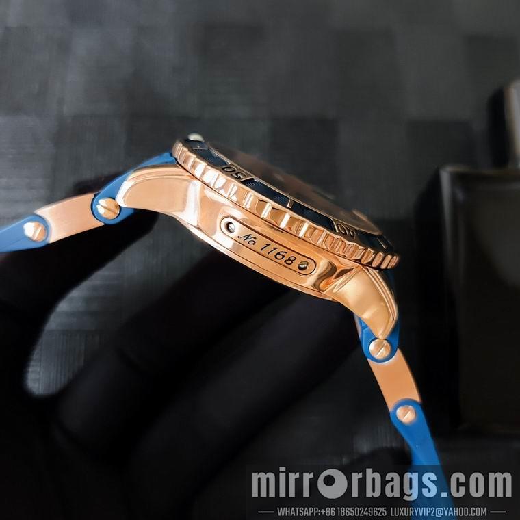 Ulysse Nardin men 43mm M01