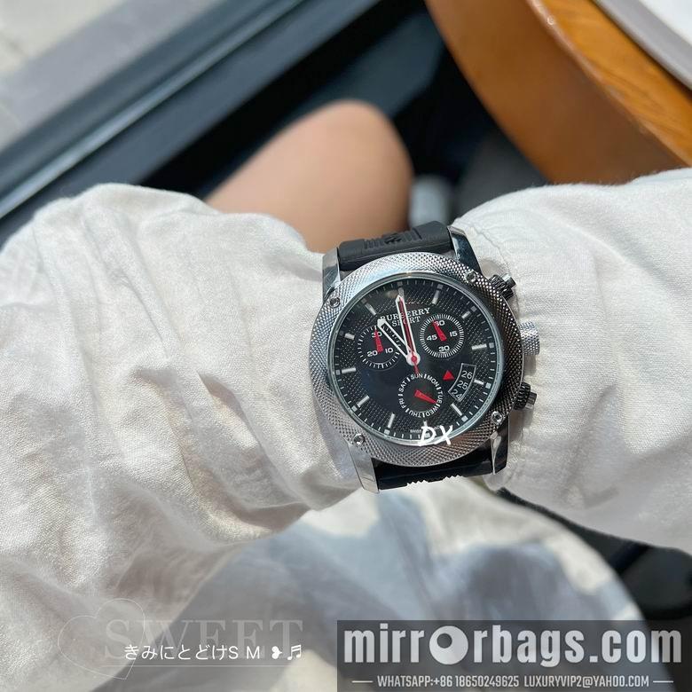 Burberry S M 10nms13