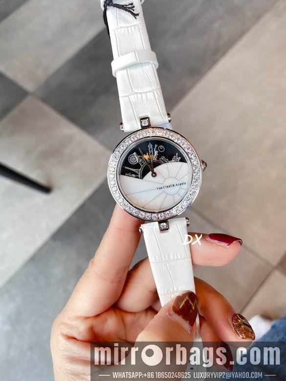 Van Cleef & Arpels 30x10mm 2nms17