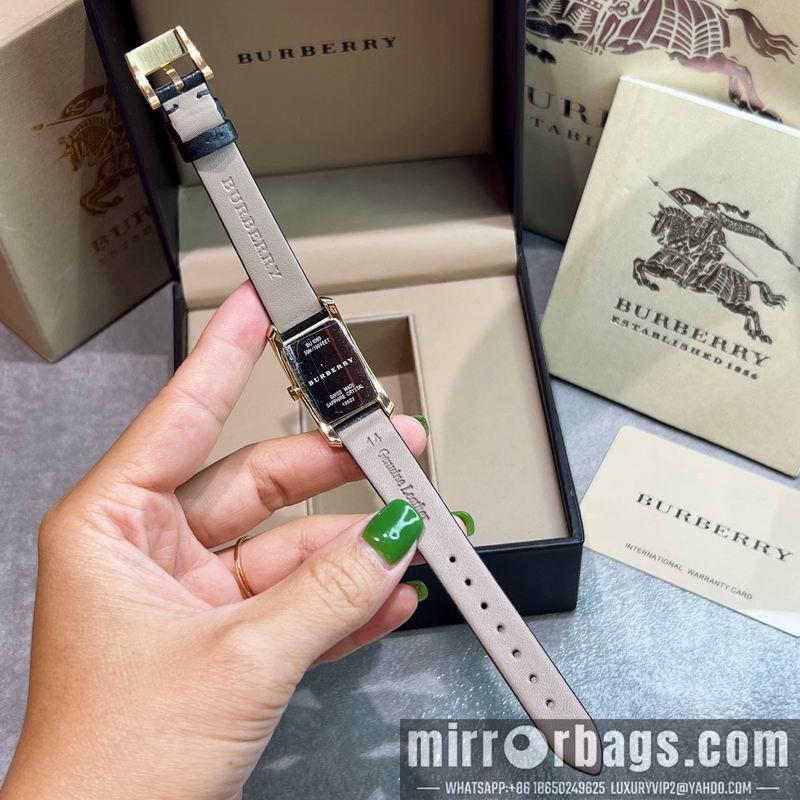 Burberry 19X30mm 060320