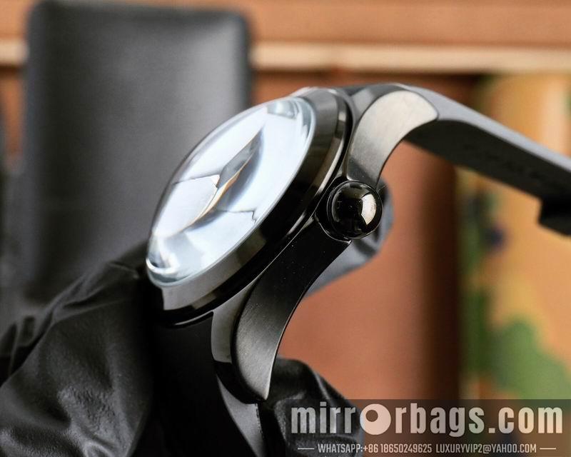 Corum 46mm 033135