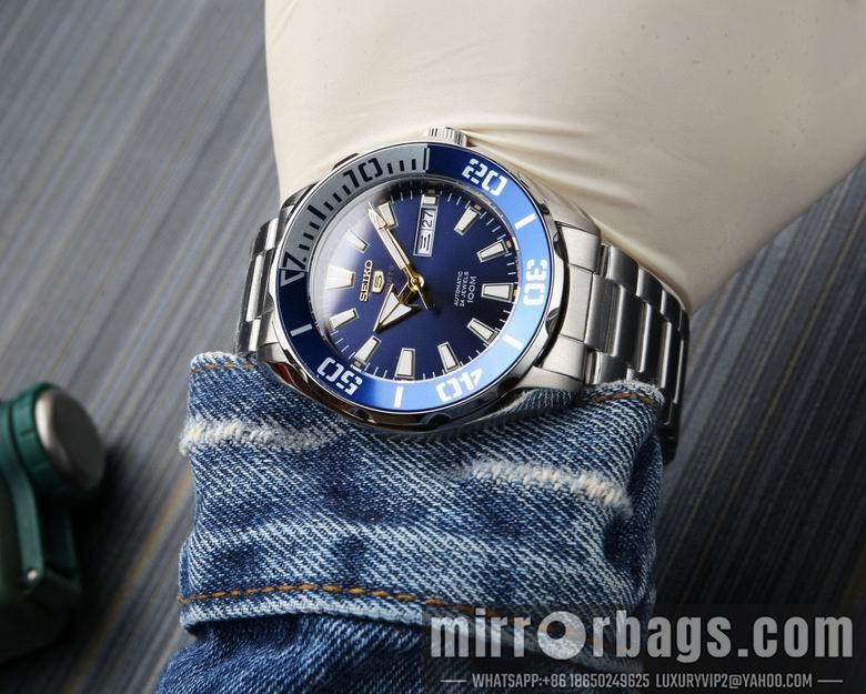Seiko watch 031102