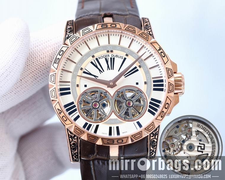 Roger Dubuis men 45mm M09