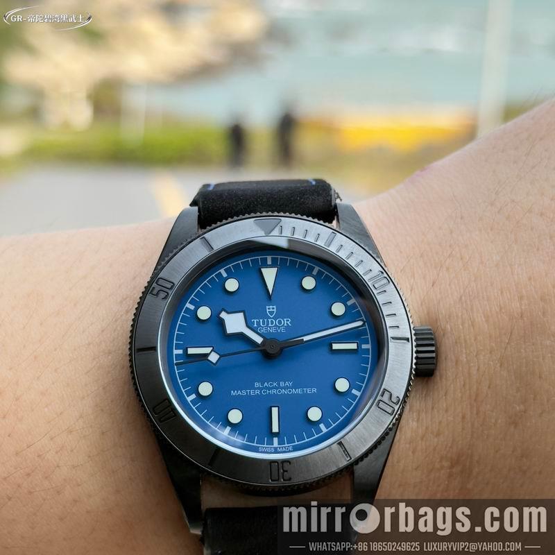 Tudor 41mm 041605