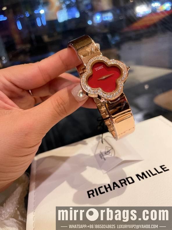 Van Cleef & Arpels watch 090931