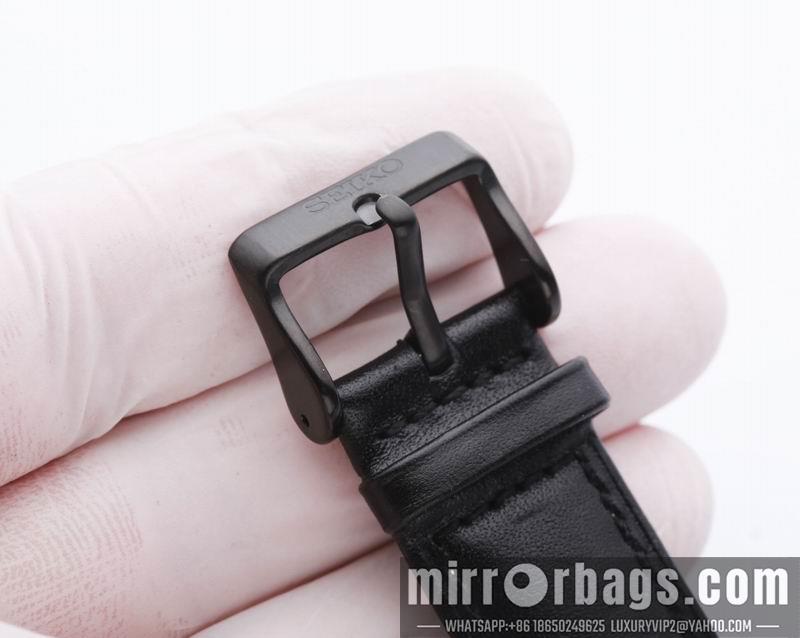 Seiko 42.5X13.4mm 050222