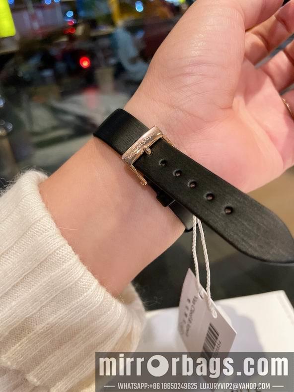 Van Cleef & Arpels women 32mm 080606