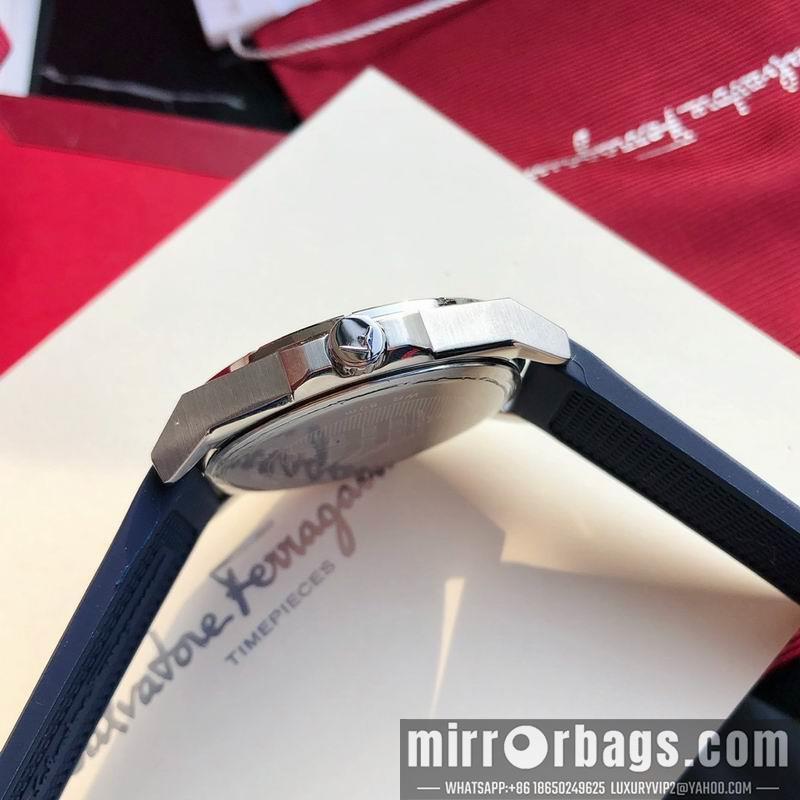 Ferragamo 43mm 032442