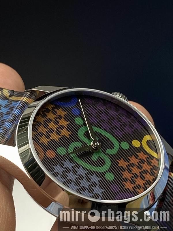 Gucci watch 080633