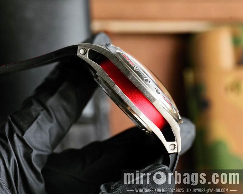 Roger Dubuis 46mm 093010