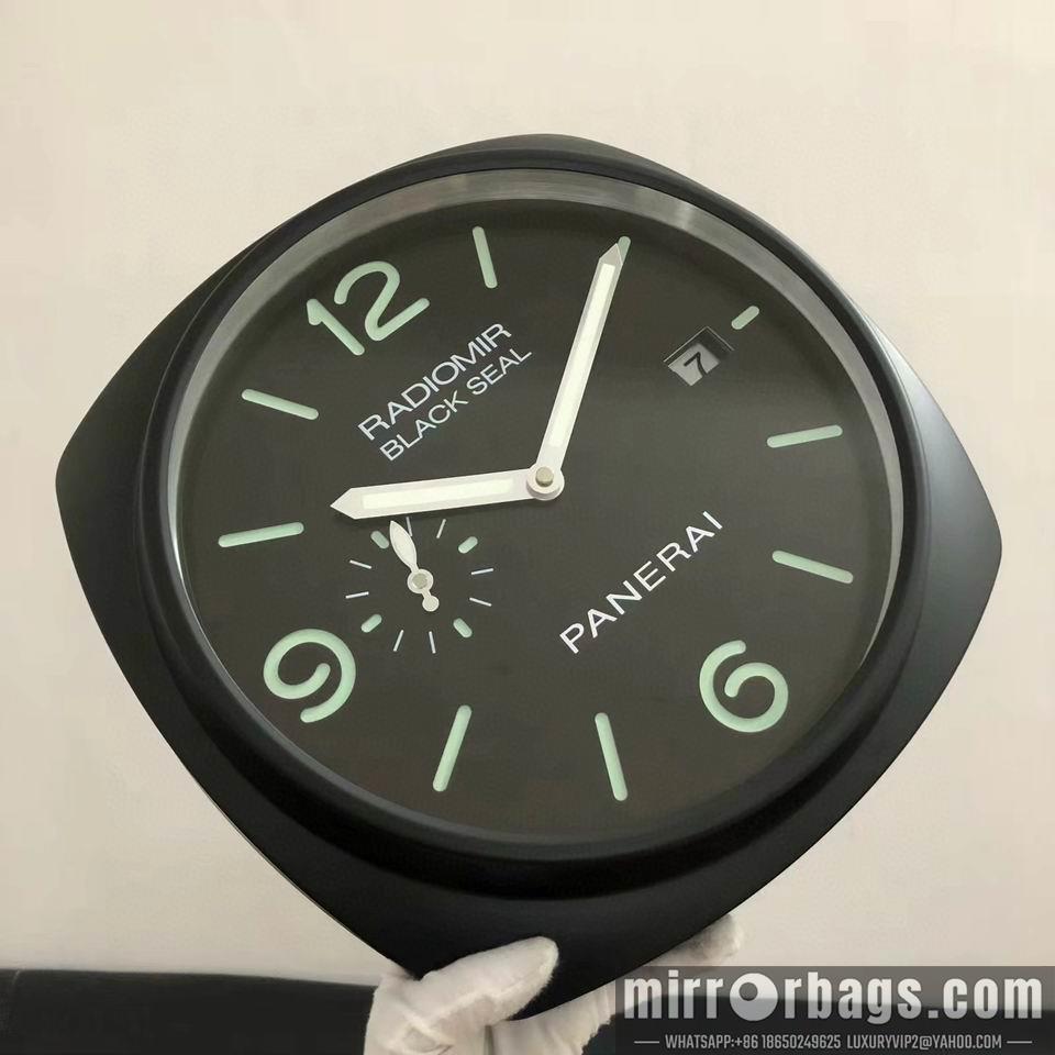 Panerai clock 0403