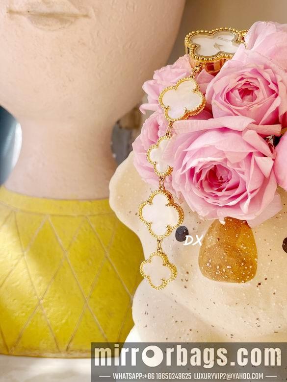 Van Cleef & Arpels 27mm 3nms22