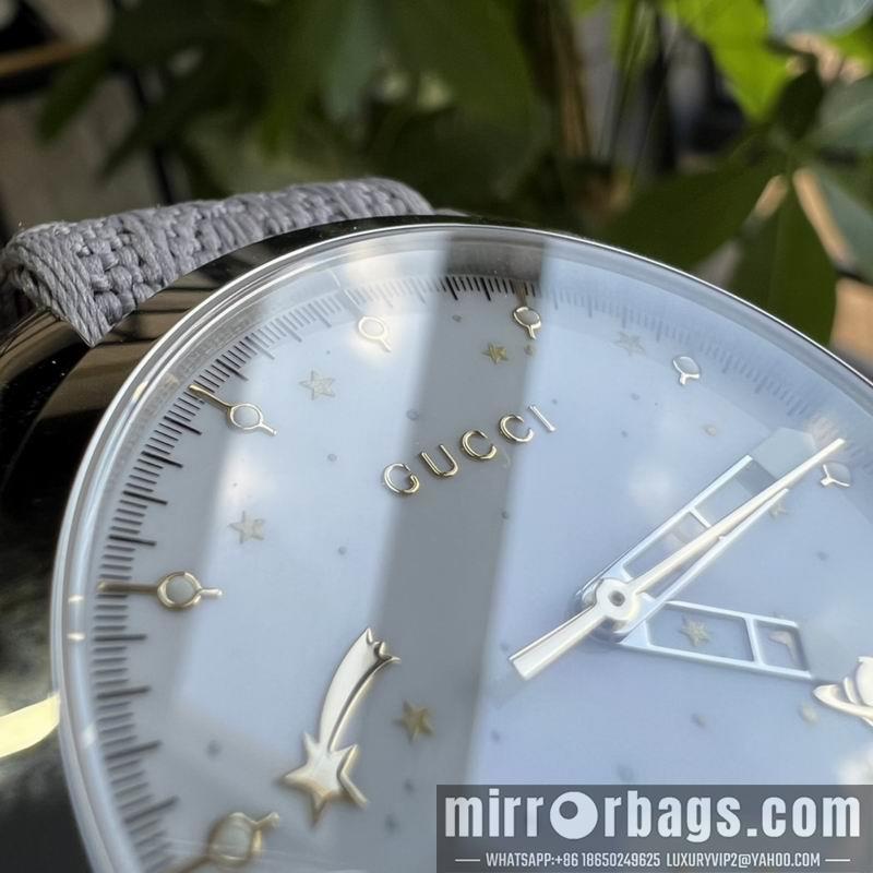 Gucci watch 080637